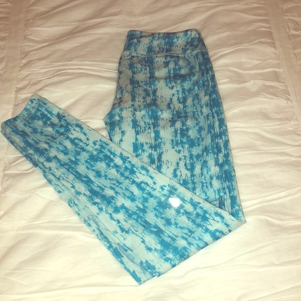 Barely worn ivivva leggings